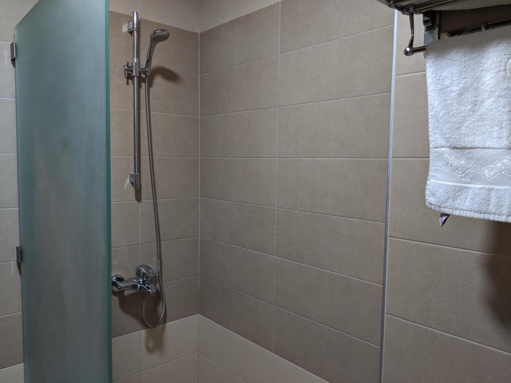 Continental Hotel Kutaisi Phòng bức ảnh