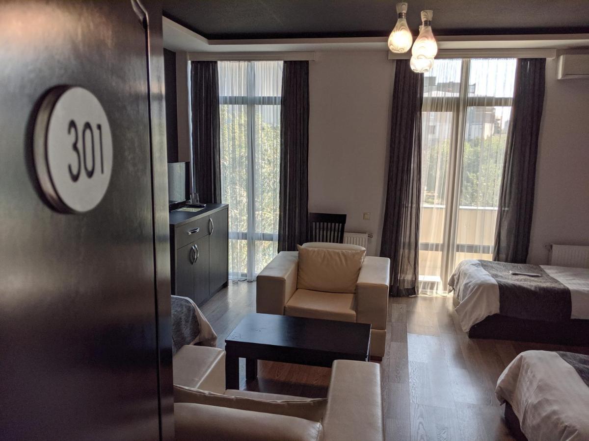 Continental Hotel Kutaisi Phòng bức ảnh